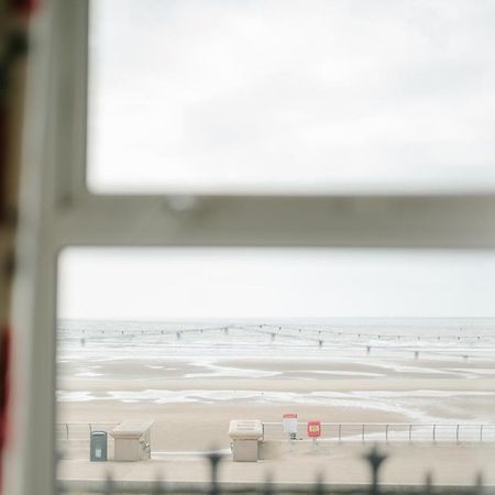 Bed and Breakfast The Chimes On The Sea Blackpool Exteriér fotografie